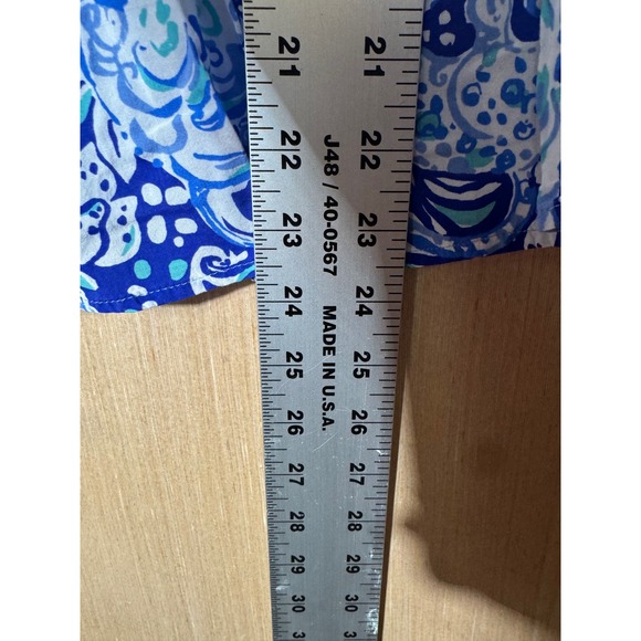 Lilly Pulitzer Elsa Top Womens Blue White Paisley Sea Life Rayon Blouse Small - Picture 2 of 6